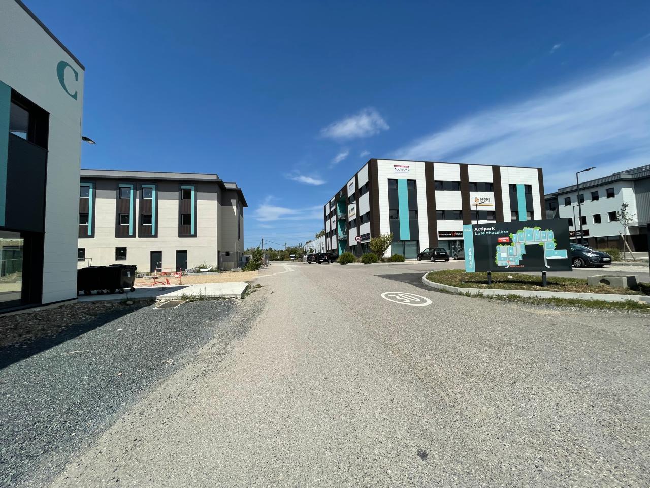 Local d'activité Genay 482m² Location local d'activité Genay Rhône OLACT2314548 1